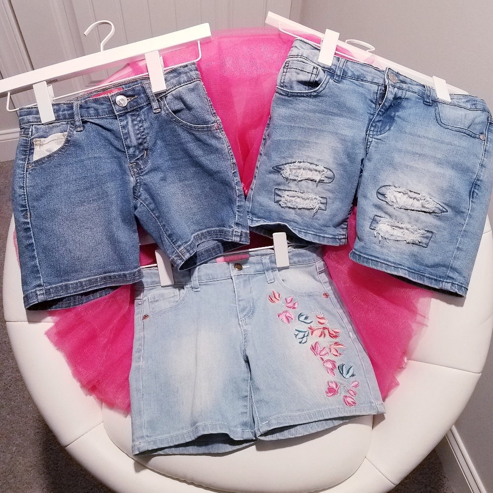 KIDS GUESS DENIM SHORTS BUNDLE